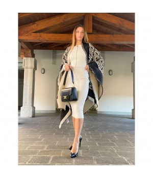 MT03F16E2 Elisabetta Franchi mantella jaquard morsetto logo nero burro